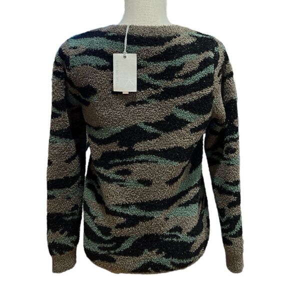 NWT Barefoot Dreams  |Cozychic Seaside  Crewneck Pullover - Picture 8 of 10